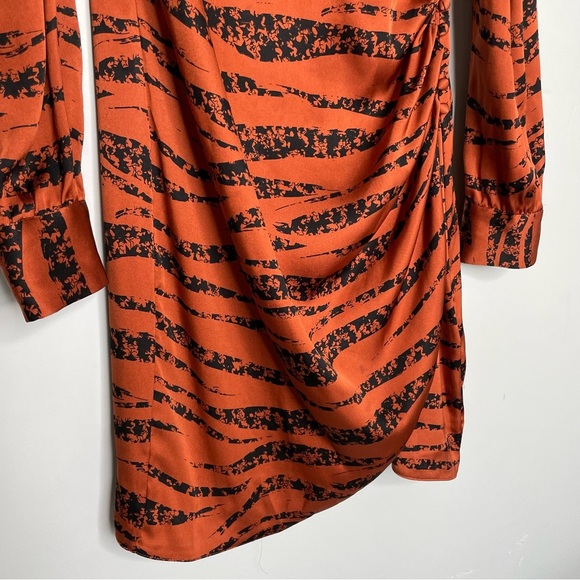 Anine Bing‎ Silk Wrap Penelope Dress XS Tiger Stripe Orange Long Sleeve Stars - Picture 6 of 16